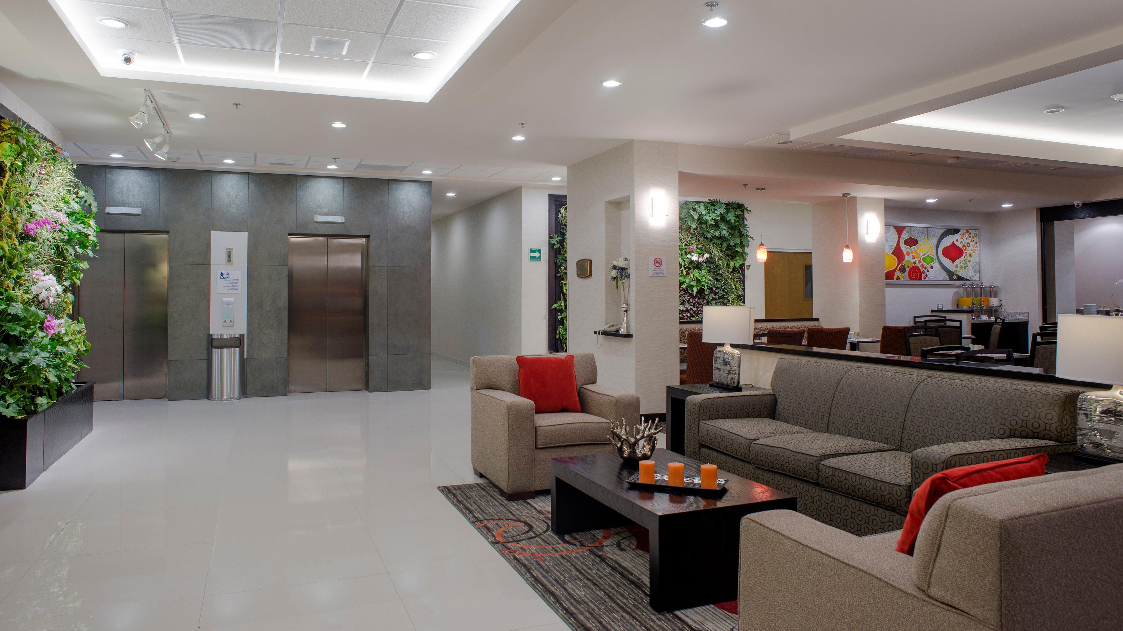 Holiday Inn Express & Suites Chihuahua Juventud By Ihg Buitenkant foto